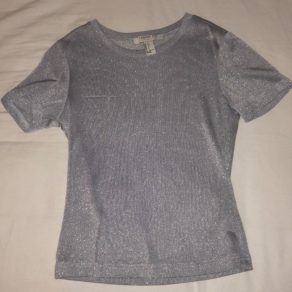 SPARKLY SILVER TEE